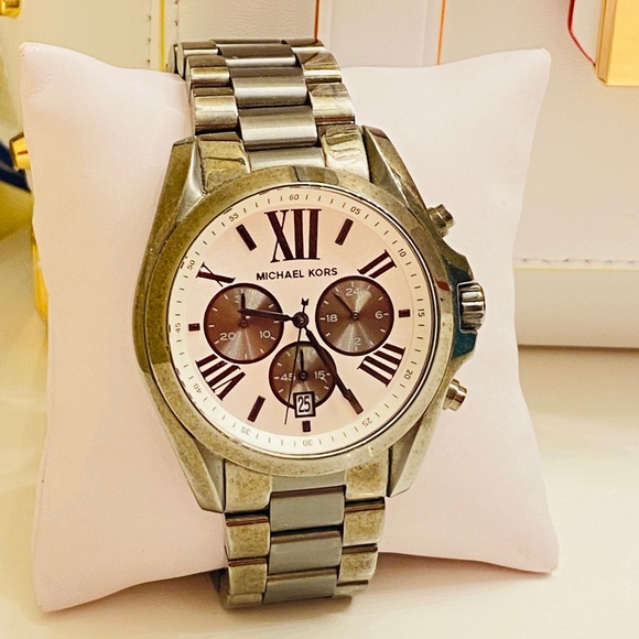 💝HOST PICK 💝Michael Kors unisex watch #5952 - Picture 1 of 14